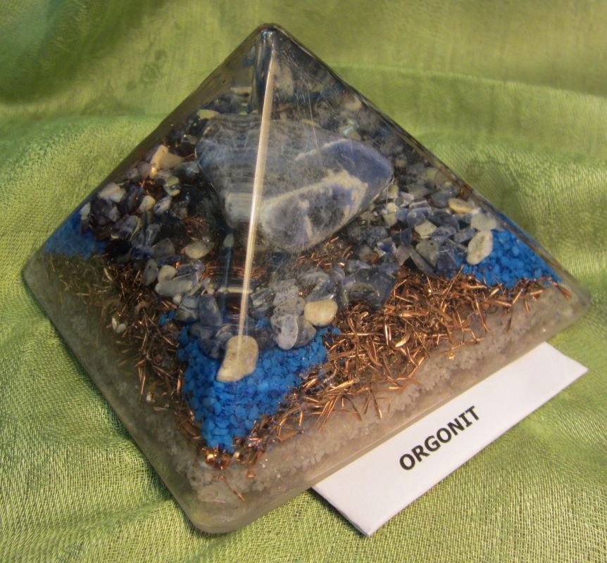 Orgonit pyramida